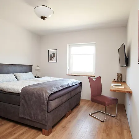Doppelzimmer Salzhausen Guest house *